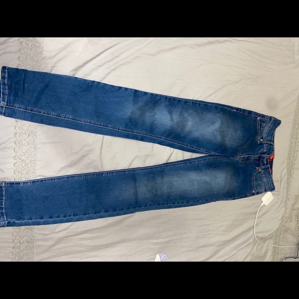 jeans